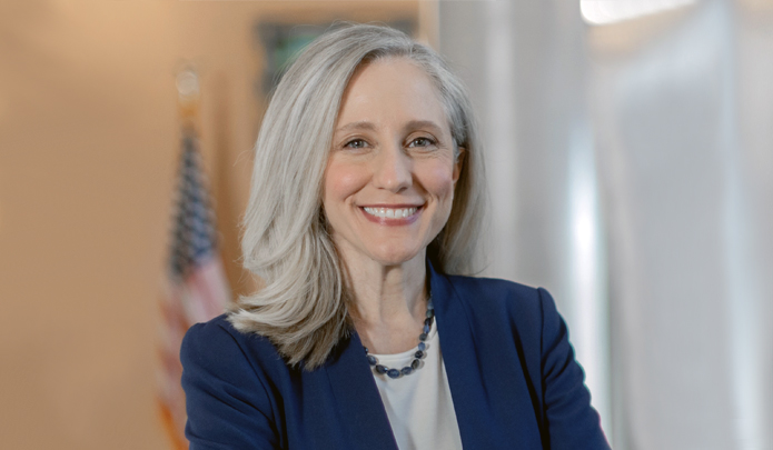 Thống đốc Abigail Spanberger
